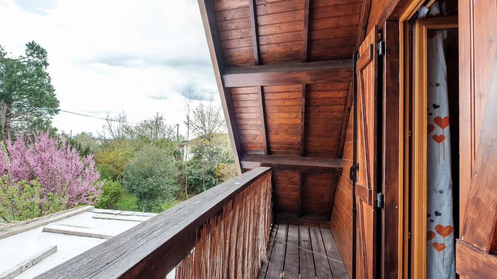 Le Chalet Boise - Maison Avec Jardin Cloture Montoldre Holiday home